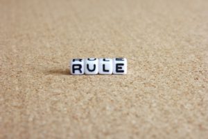 日本の校則は厳しい？ルールに従順な日本人と規則に対する考え方