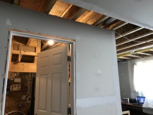 1階は自力で作る！未完成で販売するカナダの新築住宅